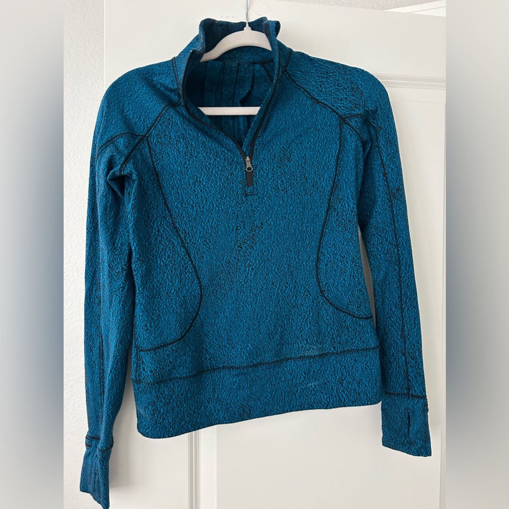 Lululemon pullover